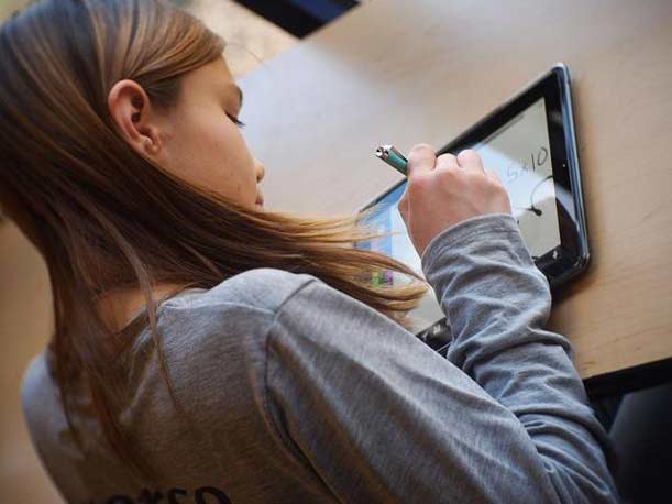 A spasso con la tecnologia: i bambini imparano a programmare