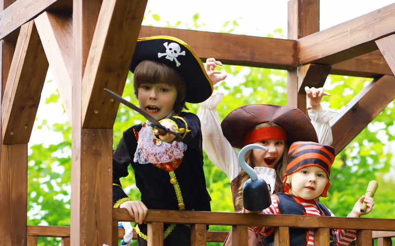 NIYANGLE Set 3 Ganci Pirata in Bronzo Finto in Plastica per Cosplay e Costume Halloween, Accessori Leggeri e Compatti per Decorazione e Gioco Tematico Pirata