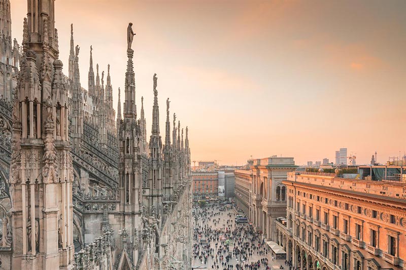 Tra le guglie del Duomo di Milano con papà